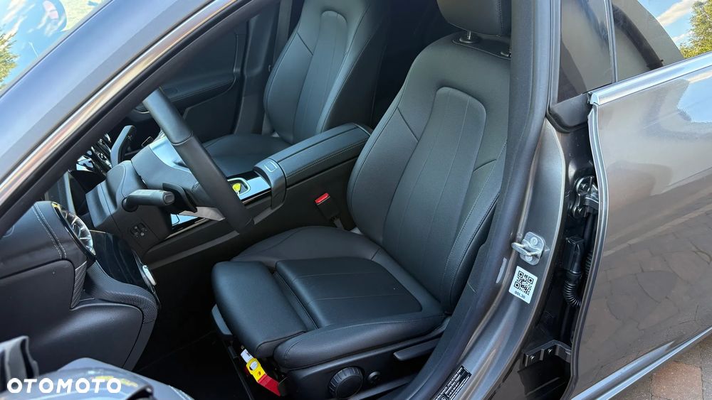 Mercedes-Benz CLA 200 d Progressive 8G-DCT - 6
