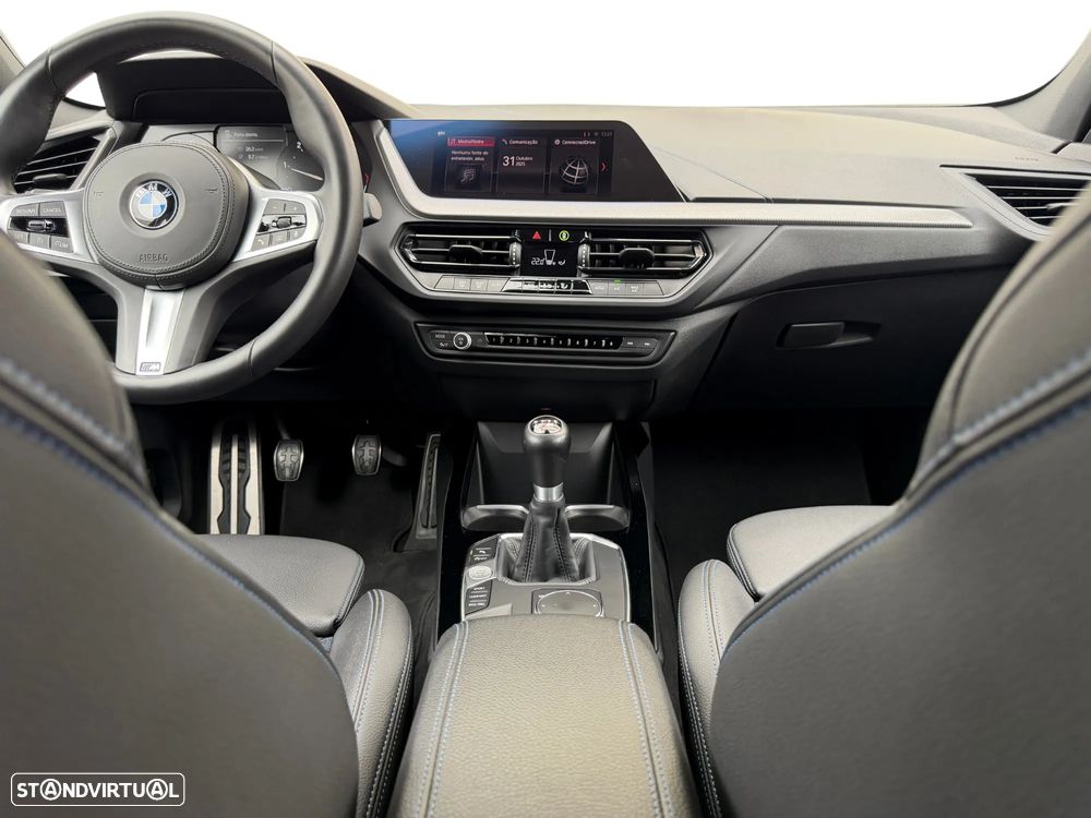 BMW 116 d Pack Desportivo M - 7