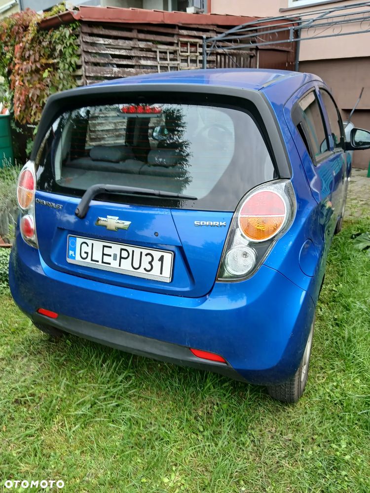 Chevrolet Spark 2011 photo 4