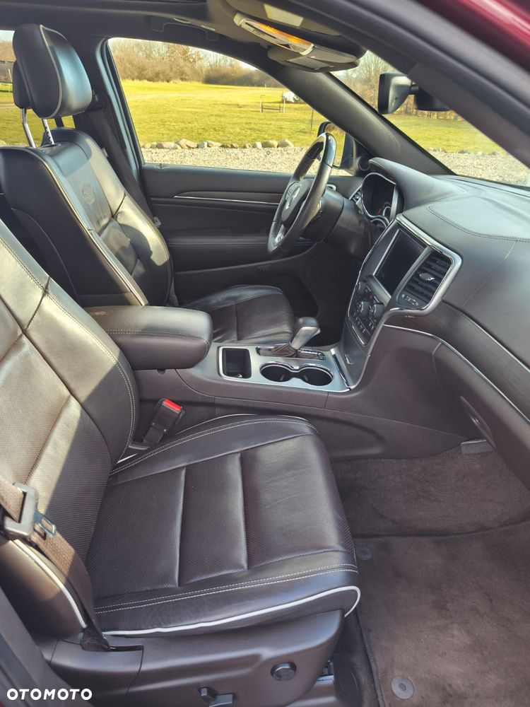 Jeep Grand Cherokee - 20