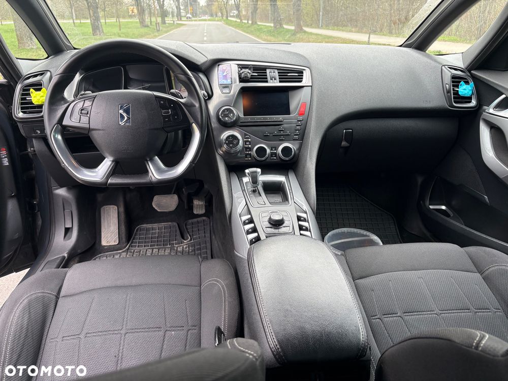 Citroën DS5 1.6 e-HDi Chic MCP - 11