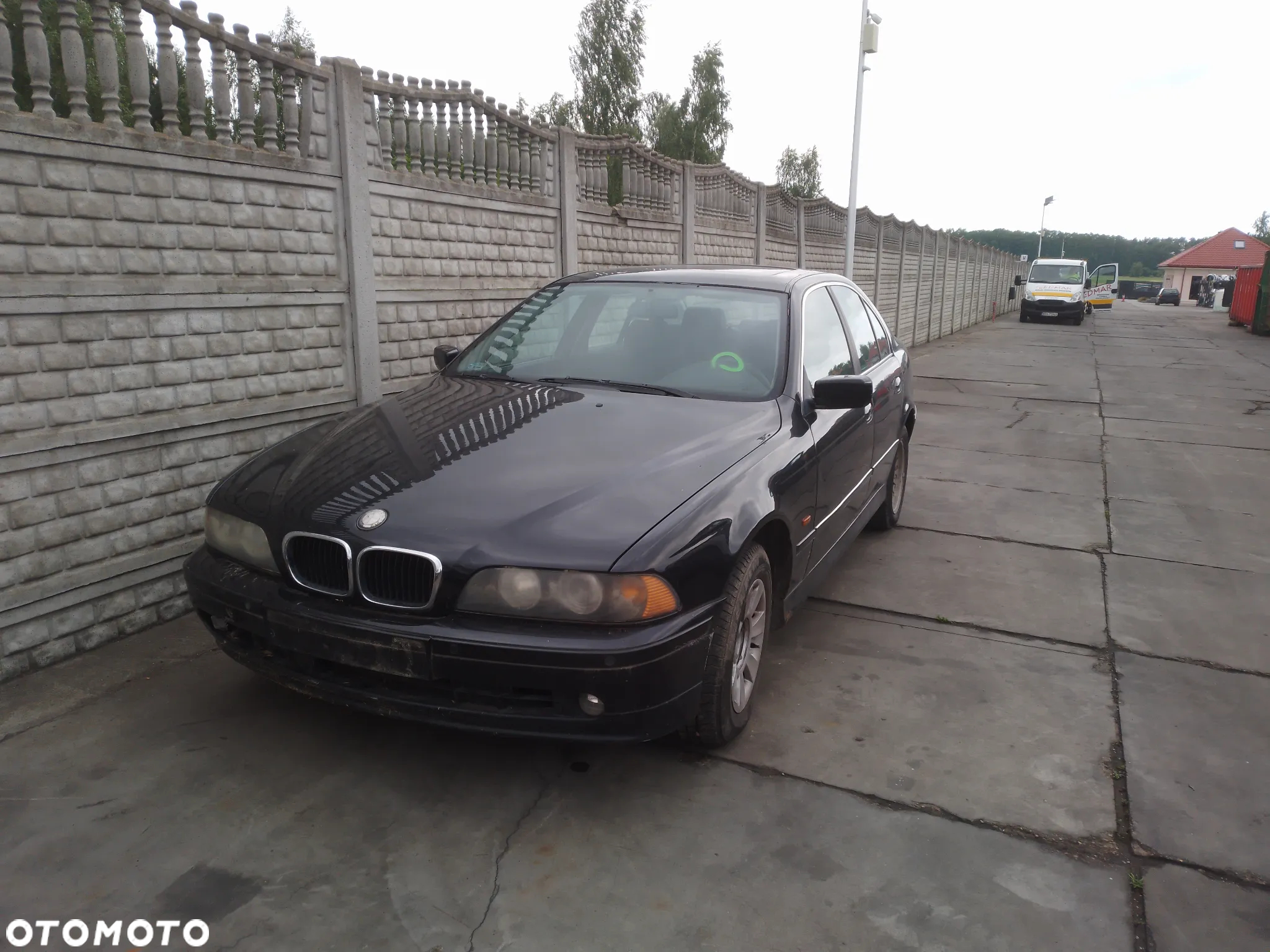 BMW E39 LIFT 00-03 520I ALTERNATOR - 2