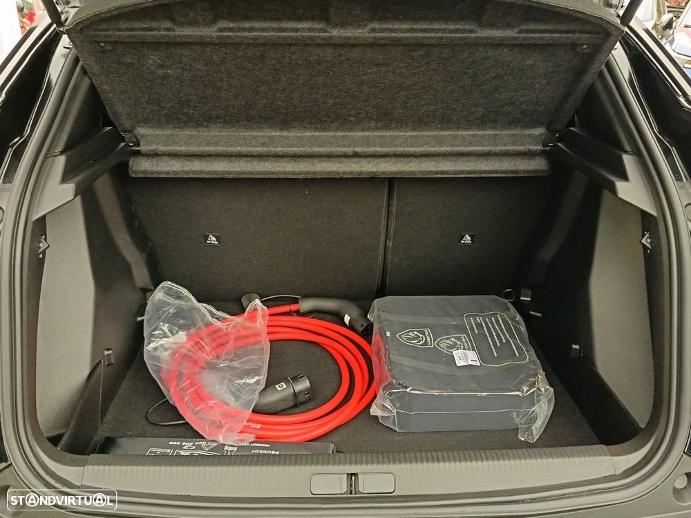 Peugeot e-2008 54 kWh Allure - 16