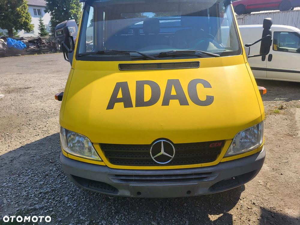 Mercedes-Benz Sprinter616 - 17