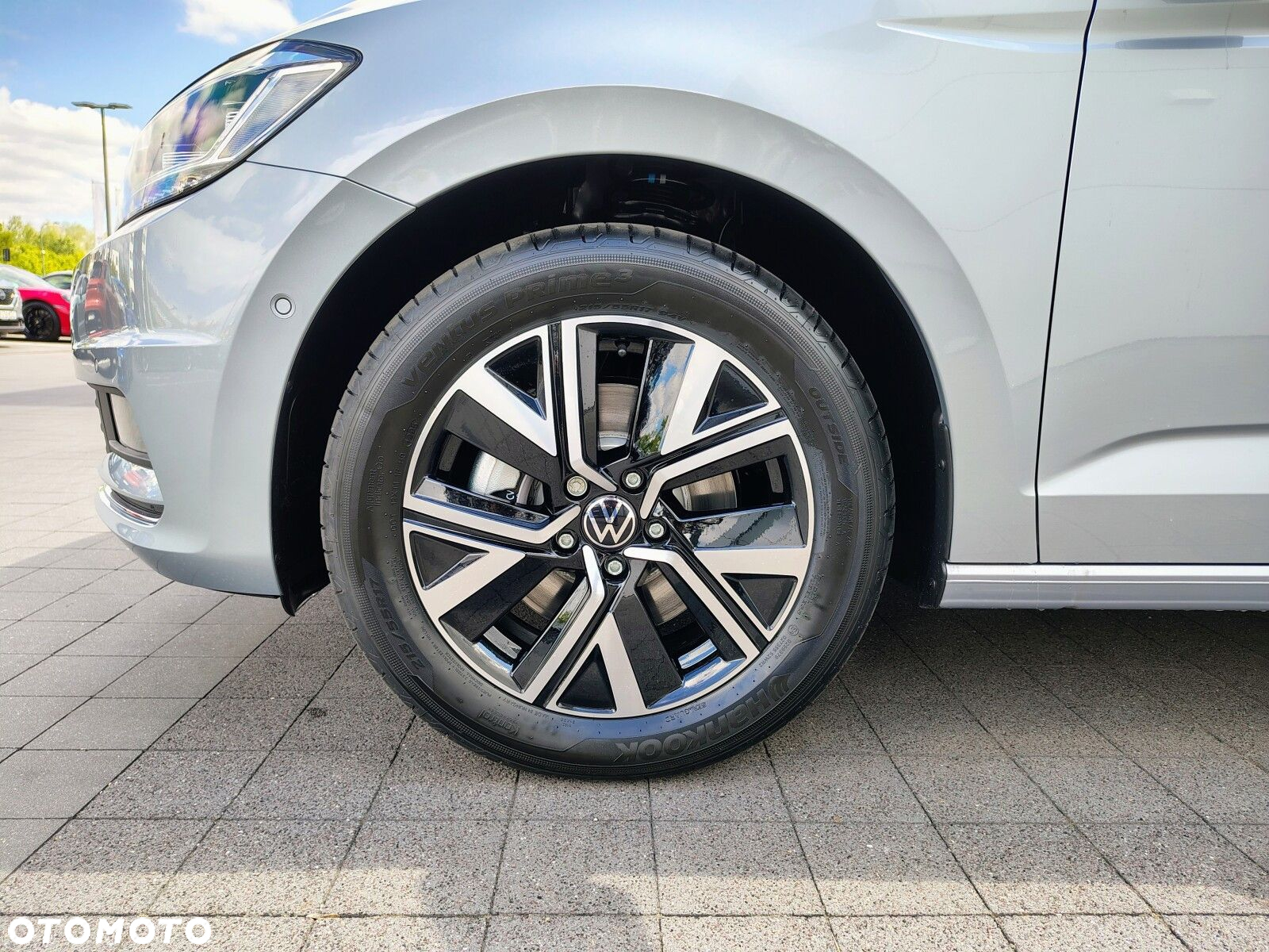 Volkswagen Touran - 5