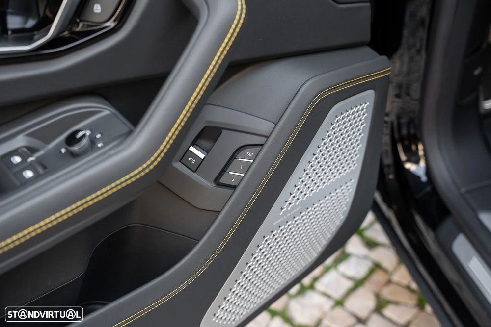 Lamborghini Urus 4.0 V8 - 8