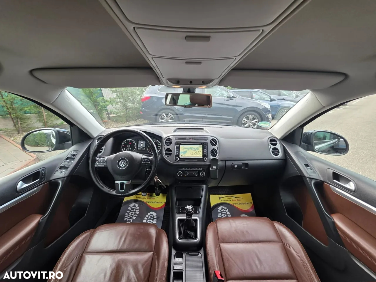 Volkswagen Tiguan - 5
