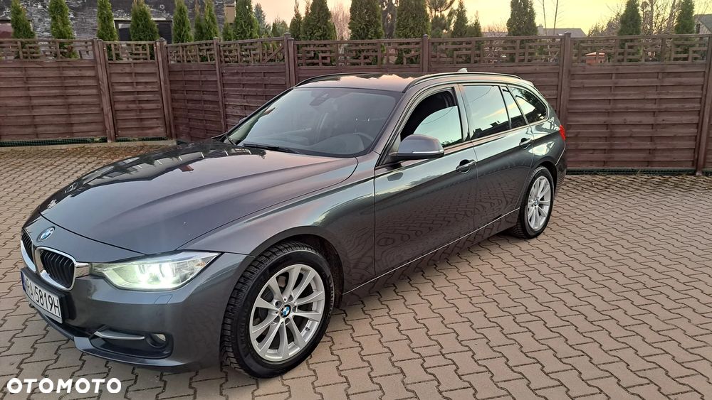 BMW Seria 3 318d Sport Line - 5