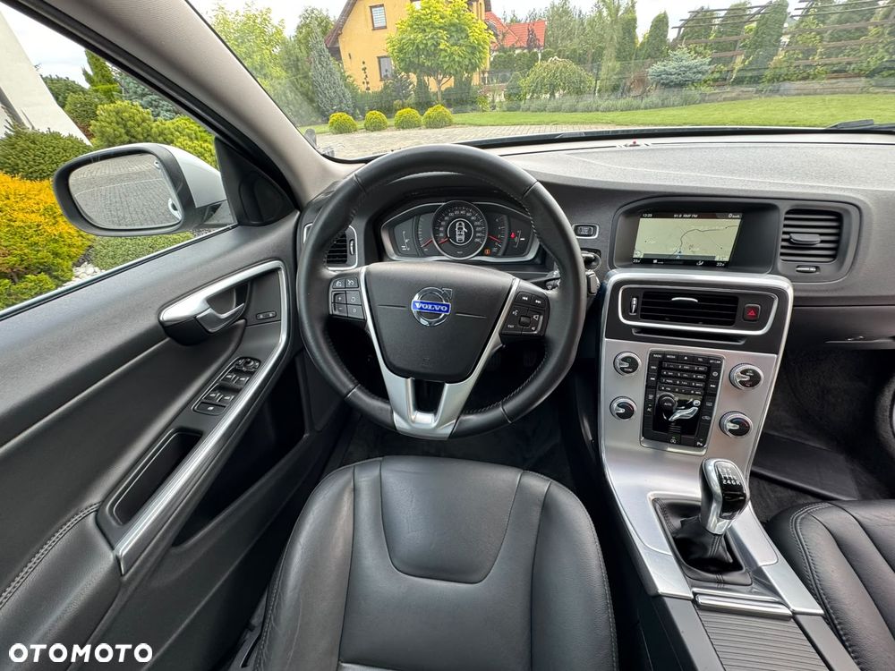 Volvo S60 D2 Momentum - 20