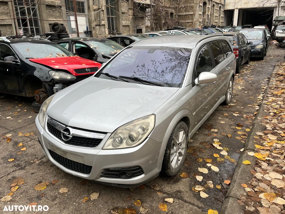 Dezmembrez Opel Vectra C facelift break gri argintiu 1,9 diesel 120CP gri argintiu piele - 7