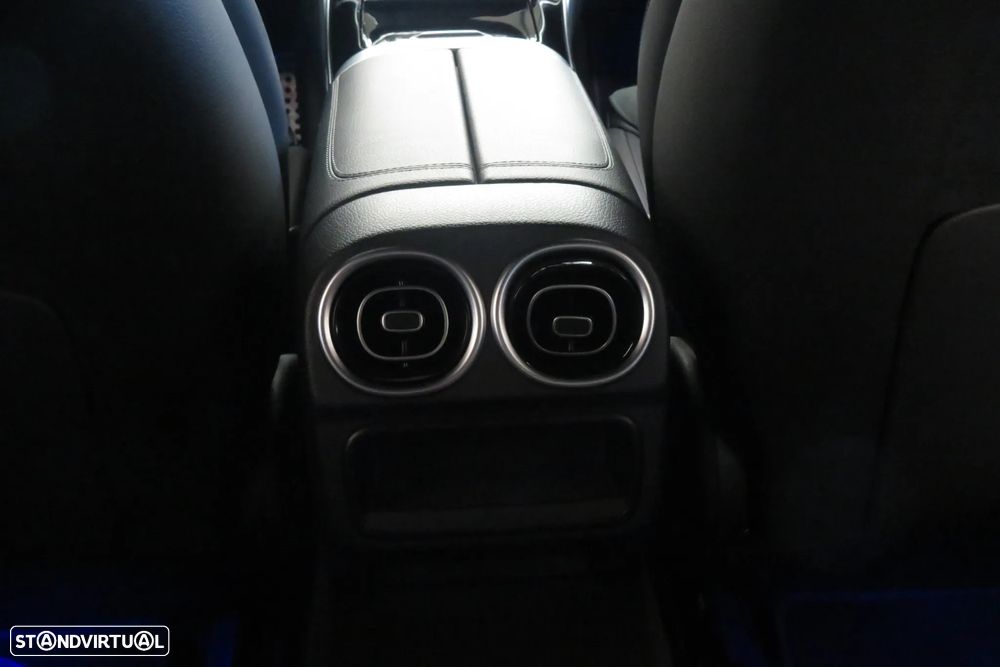 Mercedes-Benz C 300 d AMG Line - 10