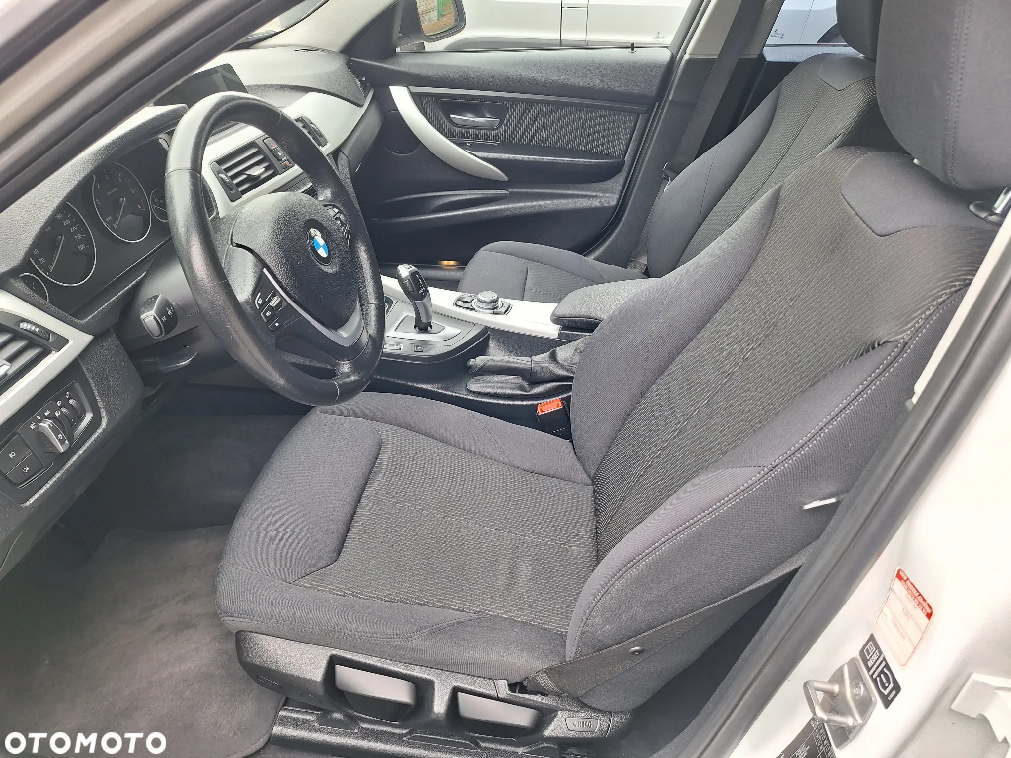 BMW Seria 3 - 31