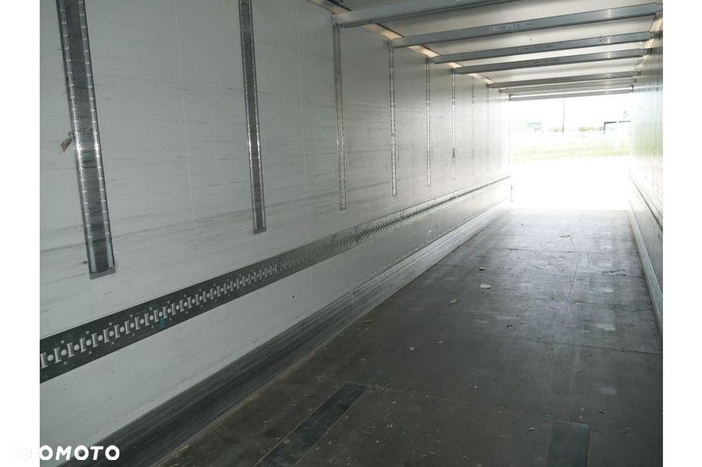 Krone Trailer Van Light Insulated Double deck Straight - 13
