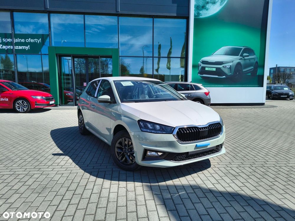 Skoda Fabia 1.0 TSI Drive - 2