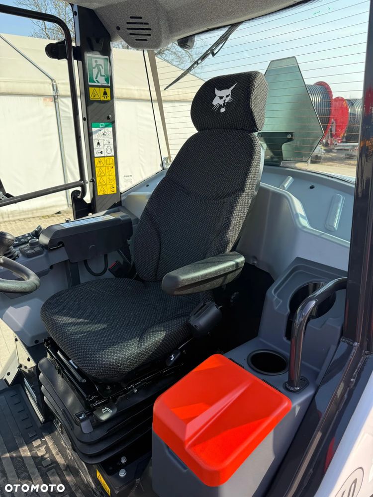 Bobcat Ładowarka Przegubowa L95 BOBCAT - 5