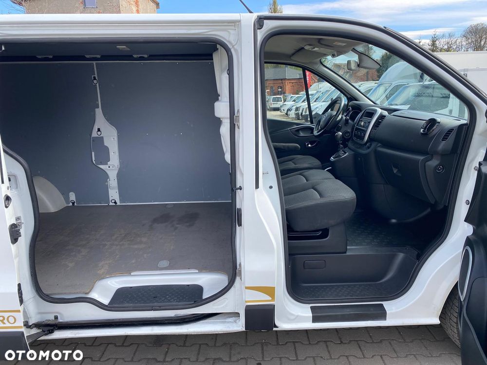 Opel VIVARO - 24