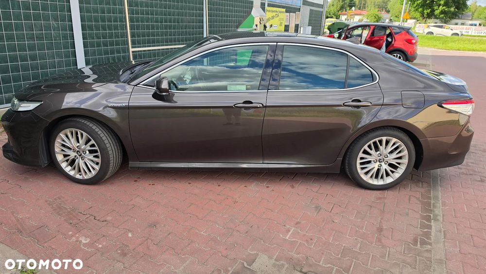 Toyota Camry 2.5 Hybrid Executive CVT - 4