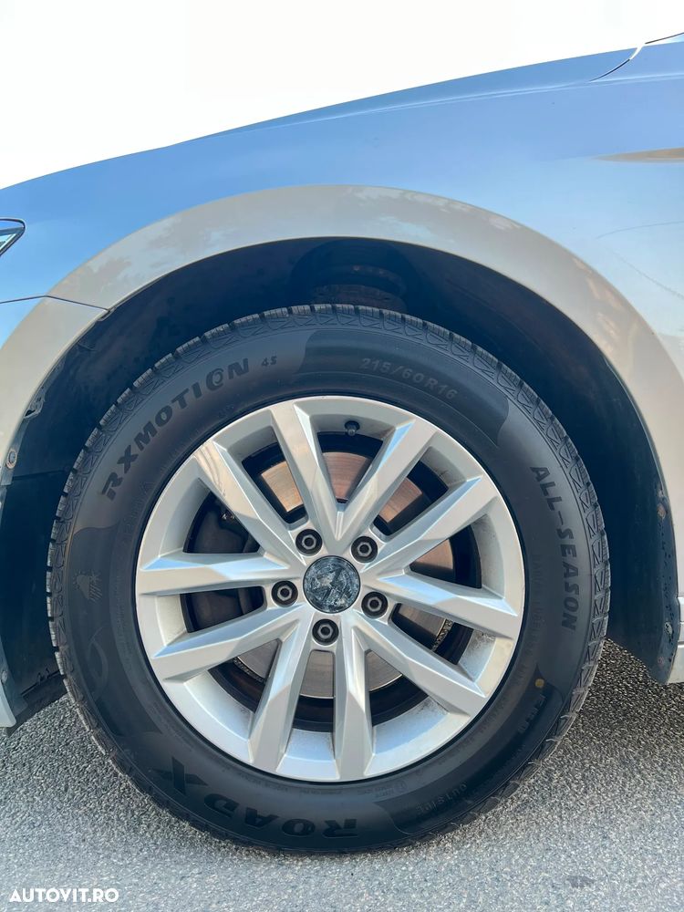 Volkswagen Passat 2.0 TDI DSG Highline - 19
