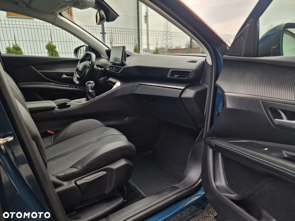 Peugeot 3008 1.5 BlueHDi Allure S&S - 29