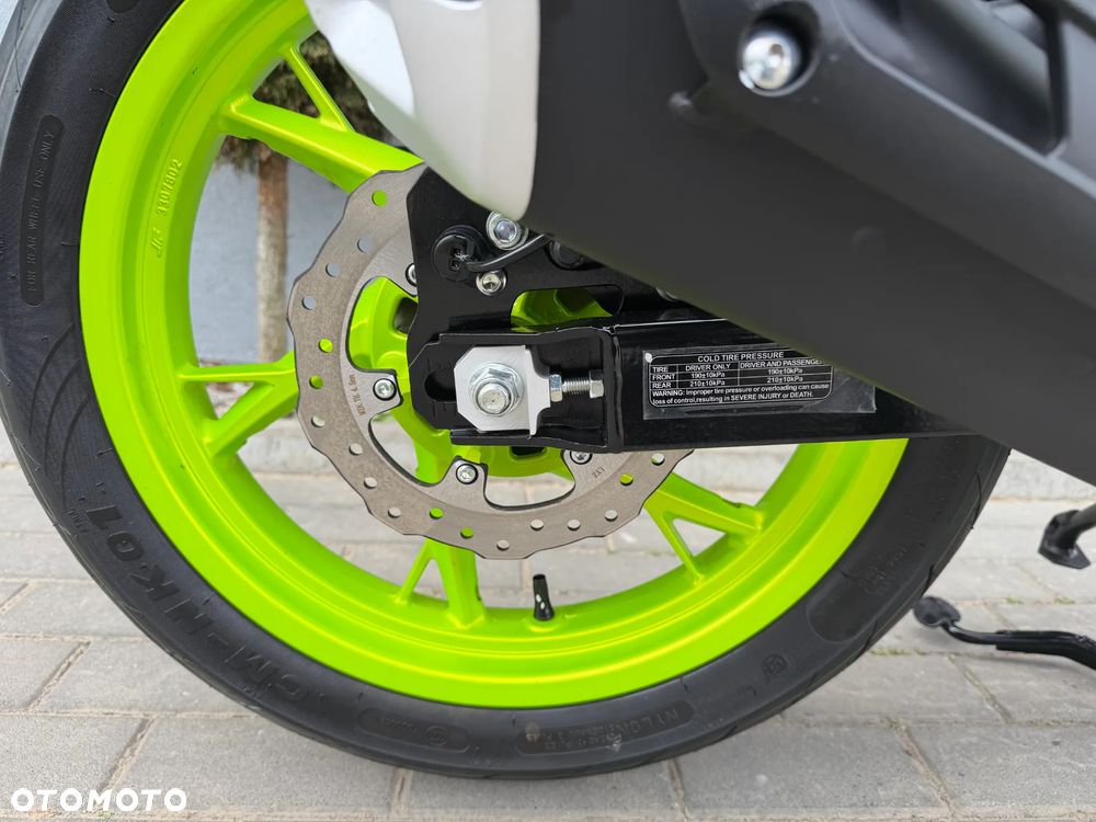 Benelli BN 125 - 24