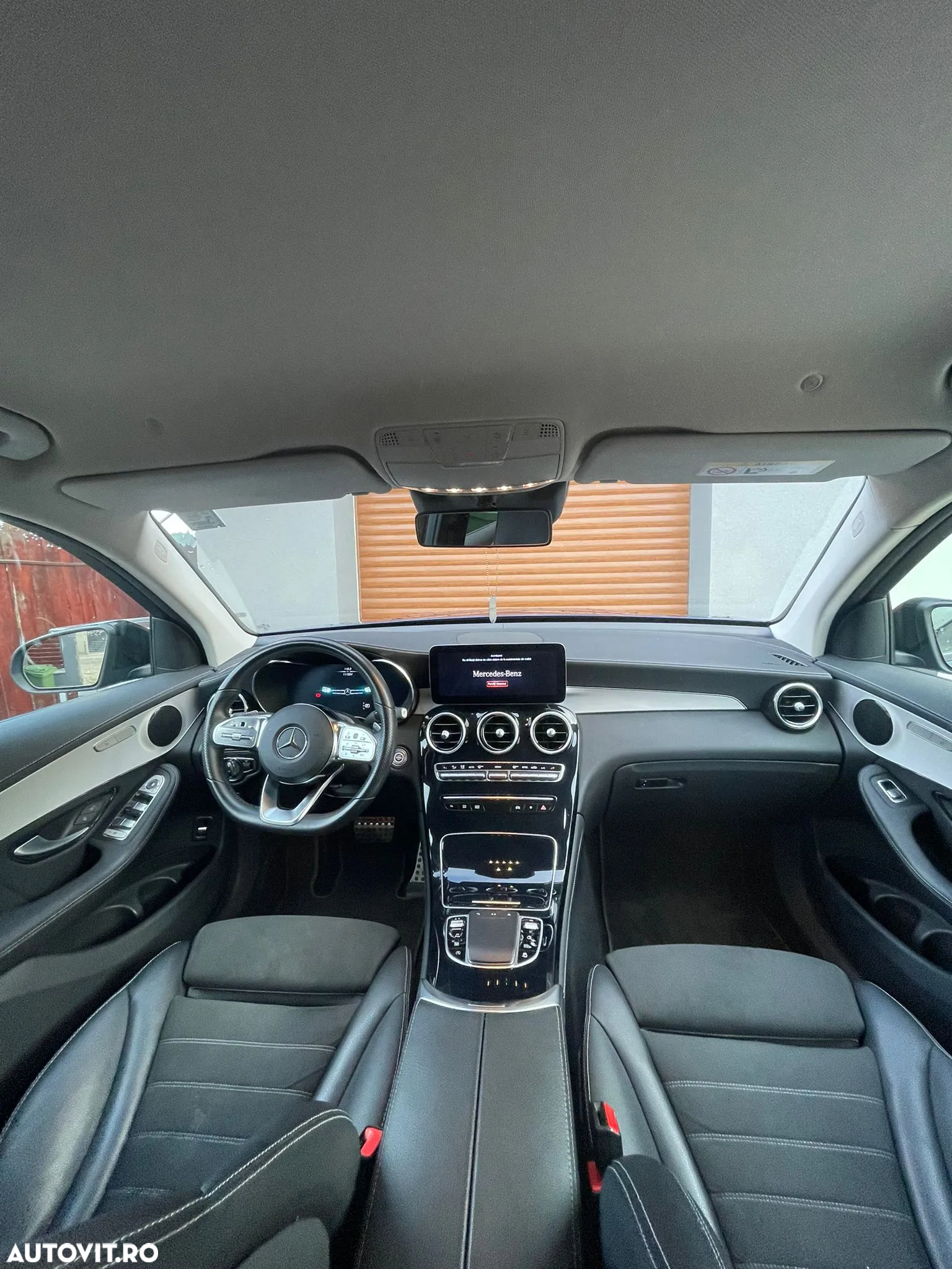 Mercedes-Benz GLC 200 4Matic 9G-TRONIC AMG Line - 7