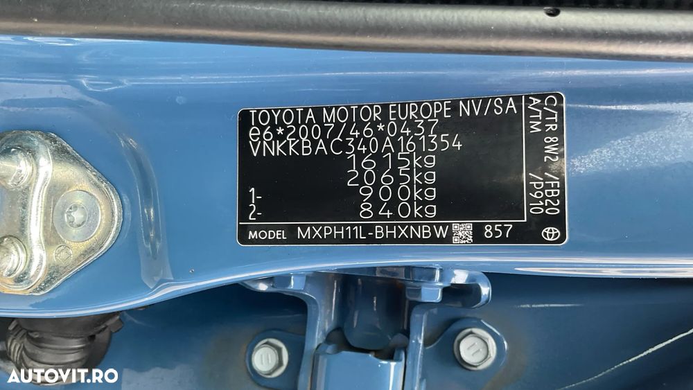 Toyota Yaris 1.5 VVT-i HSD Active - 35