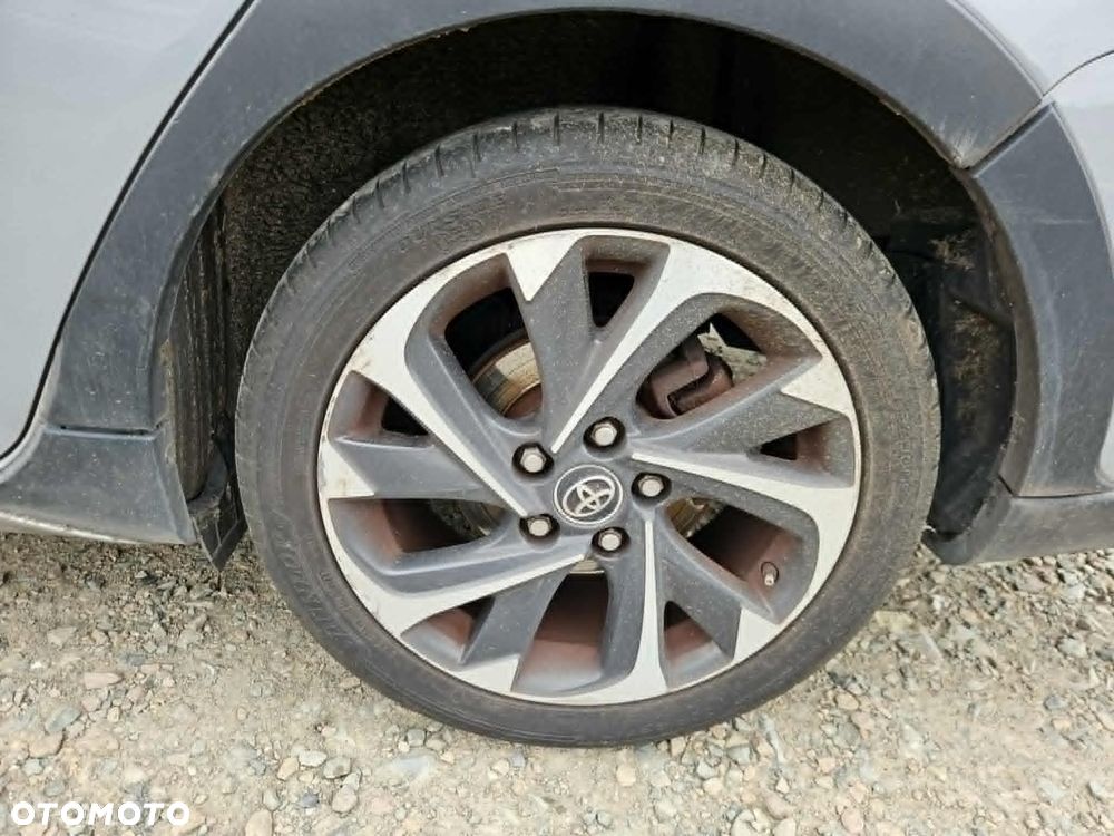 Toyota Auris - 15