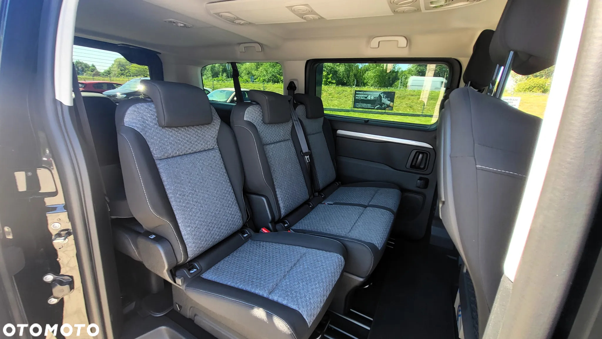 Peugeot Traveller e-Traveller Long Business Vip (75 kWh) - 26