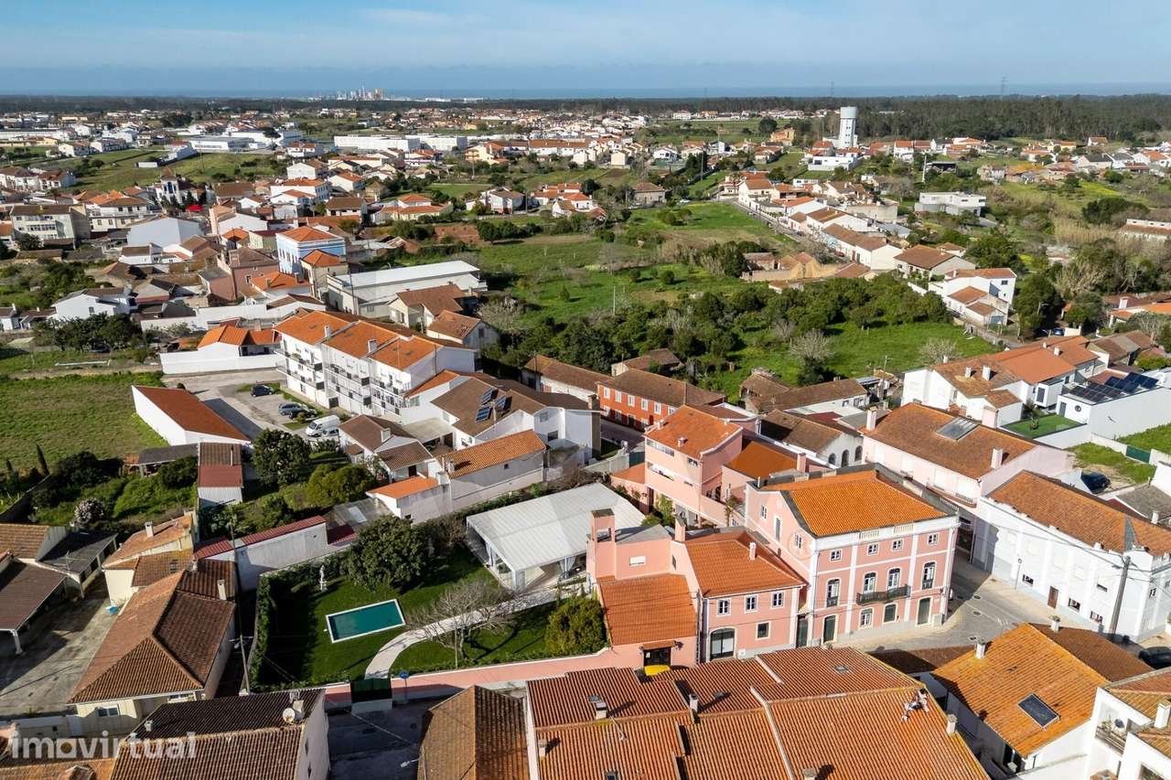 ​​​​​​​​​Palacete Histórico com Espaço de Eventos, Apartamentos e Bar - Grande imagem: 2/60
