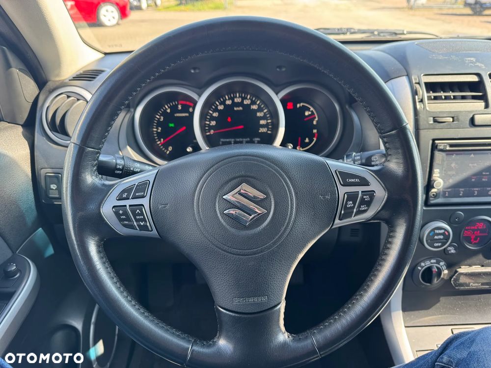 Suzuki Grand Vitara 1.9 DDiS - 10