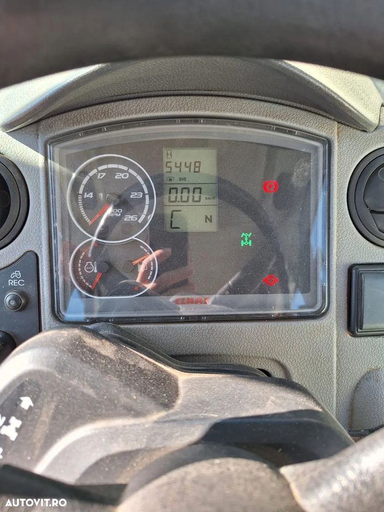 Claas Arion 420 - 15