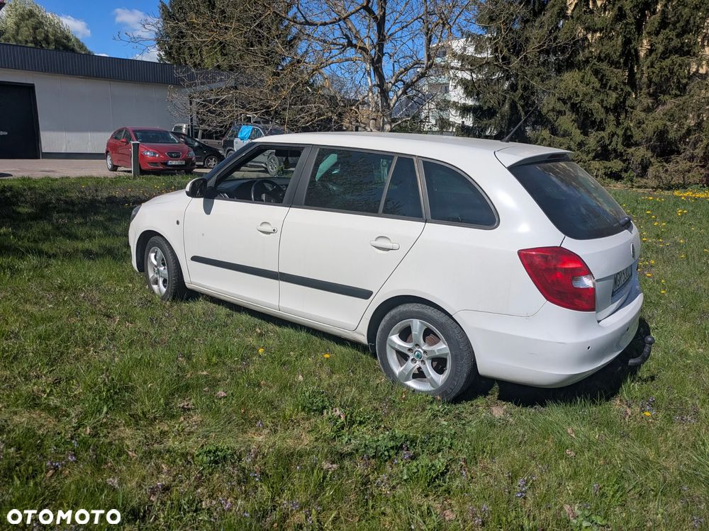 Skoda Fabia - 4