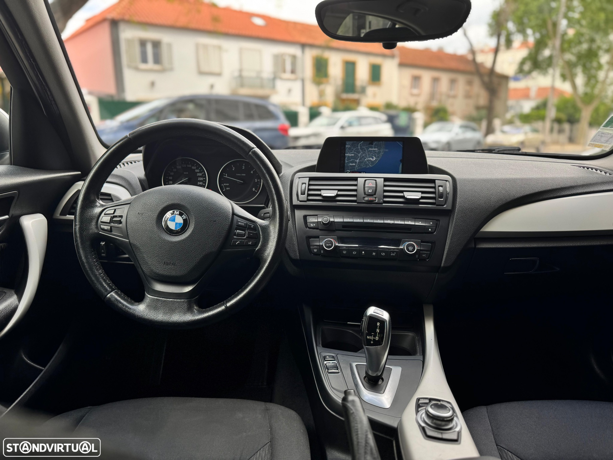 BMW 118 dA Line Sport - 7