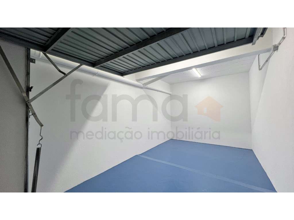 Garagem box em Pinhal Novo para arrendamento - Grande imagem: 2/11