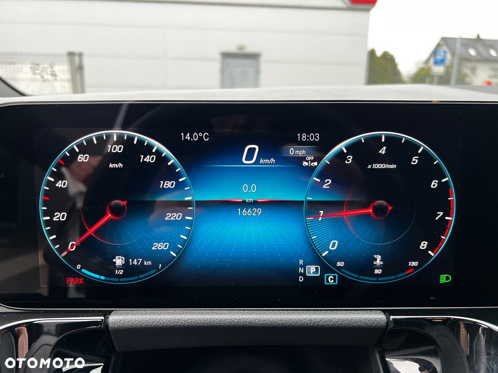 Mercedes-Benz GLA 250 4Matic 7G-DCT AMG Line - 18