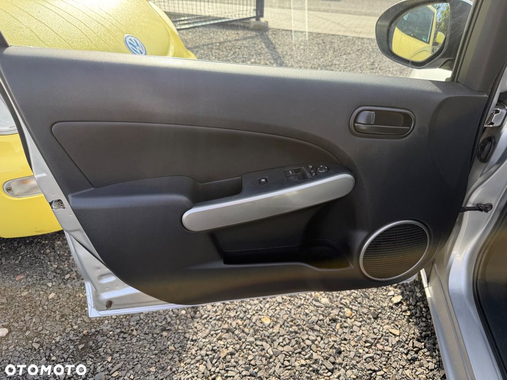 Mazda 2 - 18