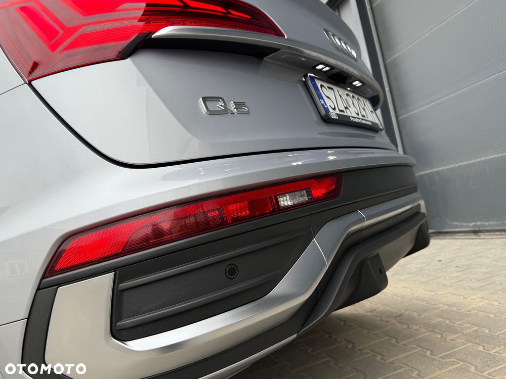 Audi Q5 40 TDI quattro S tronic S line - 29