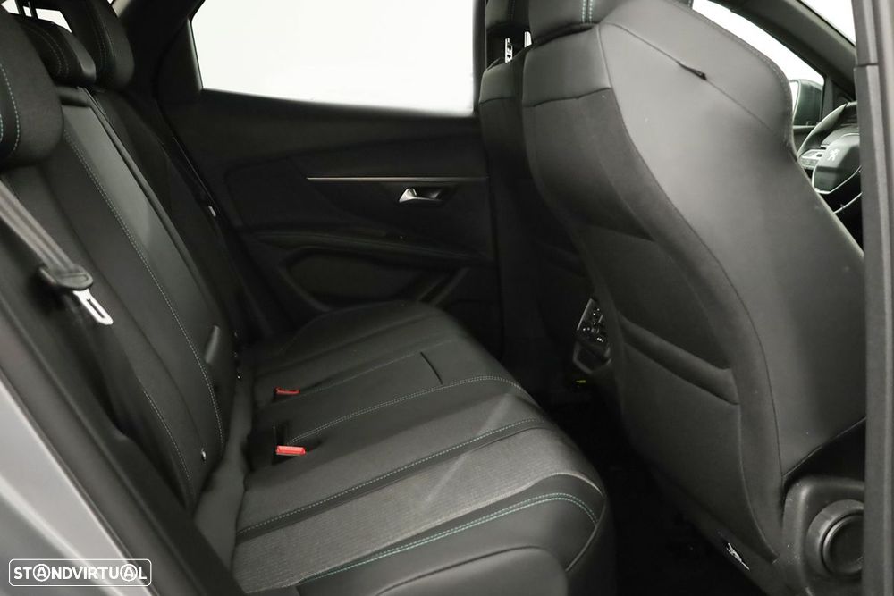 Peugeot 3008 1.6 Hybrid Allure Pack e-EAT8 - 23