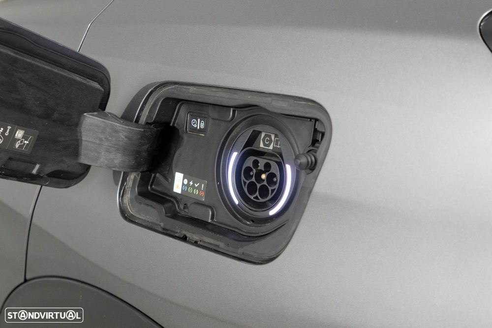 Peugeot 3008 1.6 Hybrid GT e-EAT8 - 19