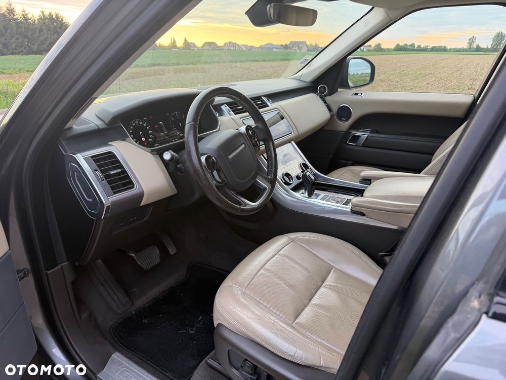 Land Rover Range Rover Sport D250 (SDV6) HSE - 11