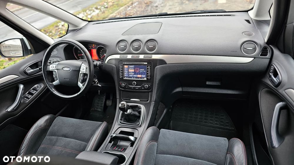 Ford Galaxy 1.6 T Platinium X (Ghia) - 24