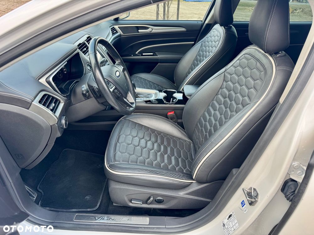Ford Mondeo Vignale 2.0 TDCi 4WD PowerShift - 15