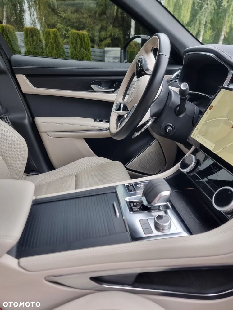 Jaguar F-Pace P250 AWD R-Dynamic S - 19