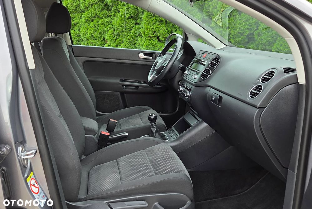 Volkswagen Golf Plus - 28