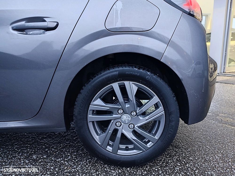 Peugeot 208 1.2 PureTech Active Pack - 26