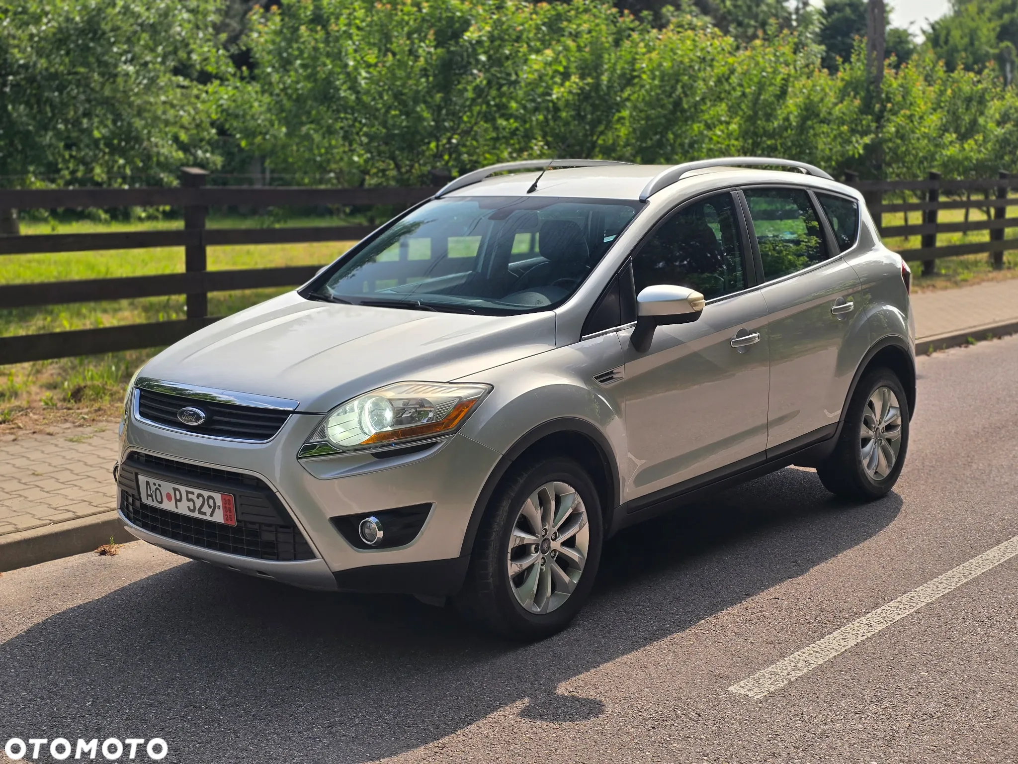 Ford Kuga 2.0 TDCi Titanium - 9