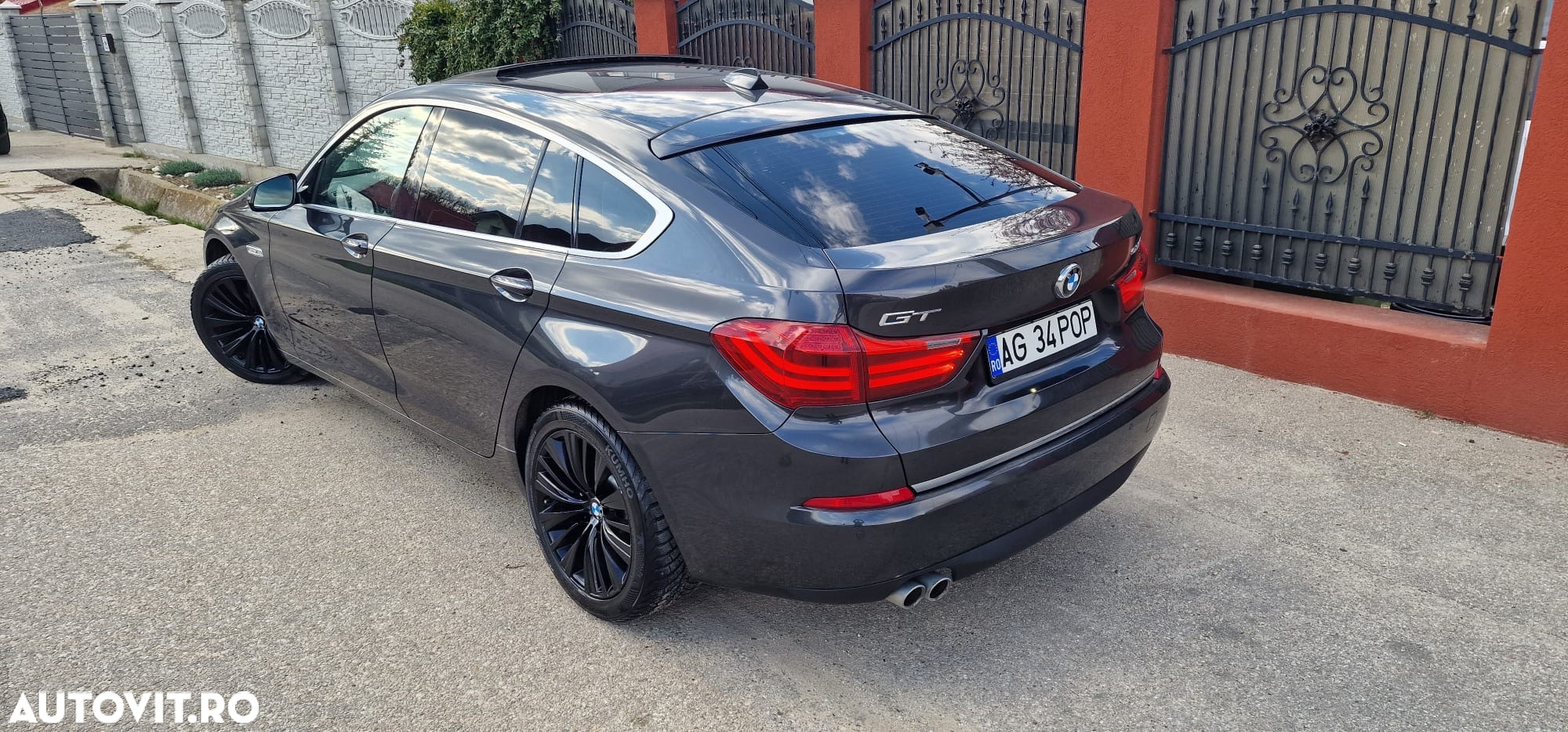 BMW Seria 5 520d Gran Turismo Aut. Luxury Line - 2