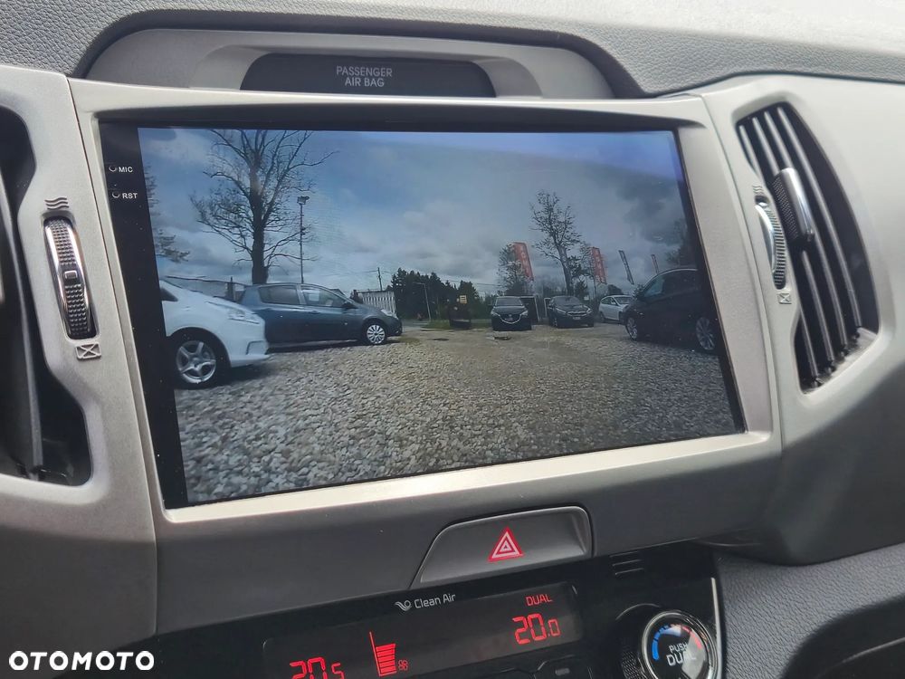Kia Sportage 2.0 CRDI AWD Fifa World Cup Edition - 31
