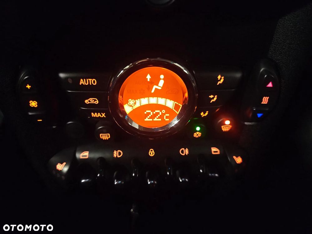 MINI Clubman - 13