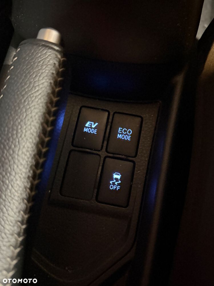 Toyota Yaris Hybrid 100 Premium - 23